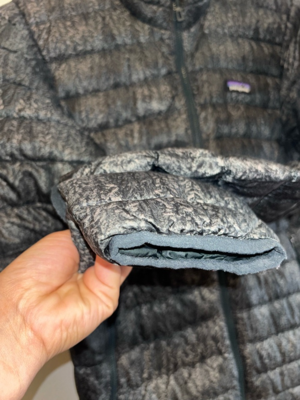 Patagonia Down Sweater Puffer Jacket Mens S Trees Reflection Forestland Y2K Coat - Picture 4 of 6